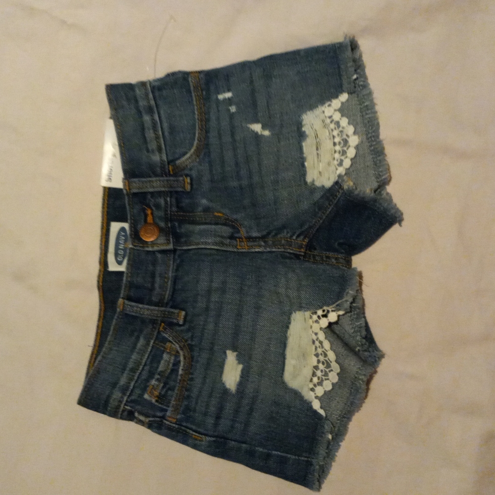 Little girls Old Navy shorts